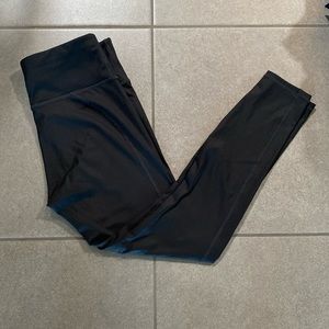 UltraCool Fabletics black yoga pants